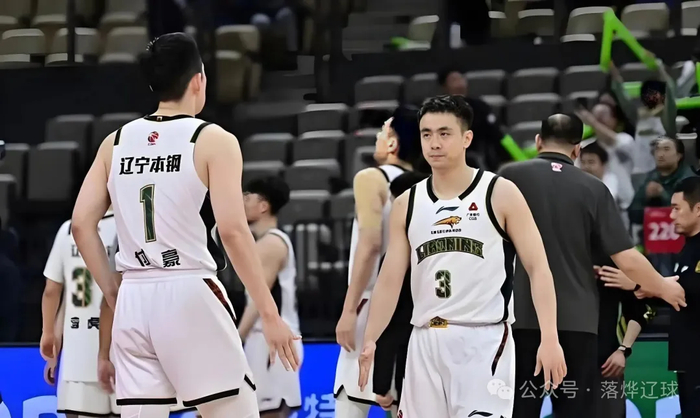 世界杯比赛视频下载-付豪26分，鄢手骐超巨下凡，辽篮兵不血刃拿下CBA辽粤大战！|辽宁队|广东队|广东男篮|杜峰|球队_新浪体育_新浪新闻